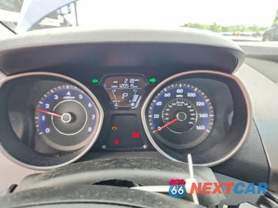Zdjęcie 9 z 12 samochodu: 2011 HYUNDAI ELANTRA GLS VIN:5NPDH4AE9BH011998 - miniatura