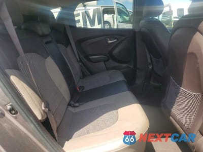 Zdjęcie 10 z 12 samochodu: 2012 HYUNDAI TUCSON GLS VIN:KM8JU3AC8CU424232 - miniatura