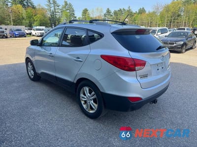 Trzecie zdjęcie samochodu z tyłu: 2012 HYUNDAI TUCSON GLS VIN:KM8JUCAC4CU395912 - miniatura