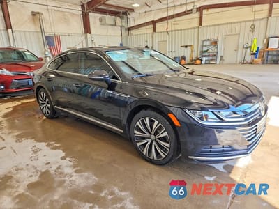 Czwarte zdjęcie samochodu z boku: 2019 VOLKSWAGEN ARTEON SE VIN:WVWBR7AN6KE009308 - miniatura
