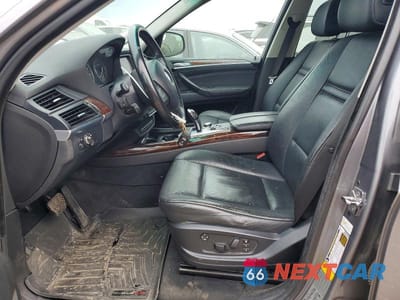 Zdjęcie 7 z 12 samochodu: 2008 BMW X5 3.0I VIN:5UXFE43568L008848 - miniatura