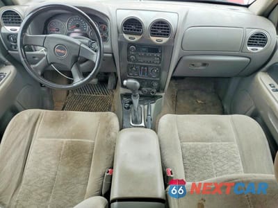 Zdjęcie 8 z 12 samochodu: 2005 GMC ENVOY XL VIN:1GKET16S856104403 - miniatura