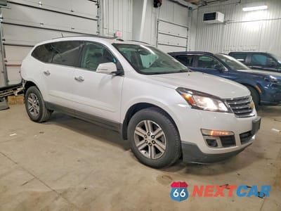 Czwarte zdjęcie samochodu z boku: 2016 CHEVROLET TRAVERSE LT VIN:1GNKVHKD6GJ229688 - miniatura