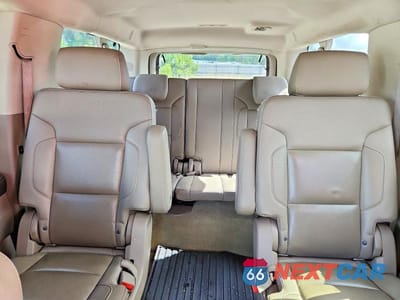 Zdjęcie 10 z 13 samochodu: 2016 CHEVROLET SUBURBAN C1500 LTZ VIN:1GNSCJKC9GR429776 - miniatura