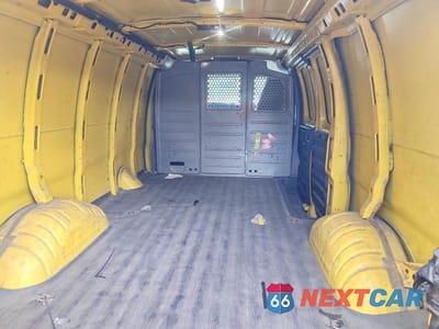 Zdjęcie 11 z 13 samochodu: 2019 CHEV EXPRESS G2500 VIN:1GCWGAFP3K1336013 - miniatura