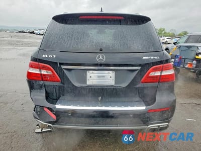 Zdjęcie 6 z 13 samochodu: 2013 MERCEDES-BENZ ML 63 AMG VIN:4JGDA7EB7DA207143 - miniatura