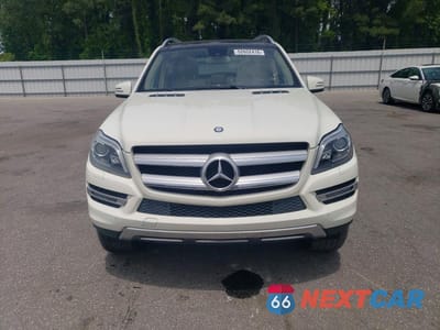 Piąte zdjęcie samochodu w środku: 2013 MERCEDES-BENZ GL 450 4MATIC VIN:4JGDF7CEXDA211721 - miniatura