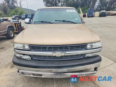 Piąte zdjęcie samochodu w środku: 2001 CHEVROLET SILVERADO C1500 VIN:2GCEC19V411239266 - miniatura