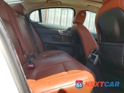 Zdjęcie 10 z 13 samochodu: 2010 JAGUAR XF PREMIUM VIN:SAJWA0GB7ALR49366 - miniatura