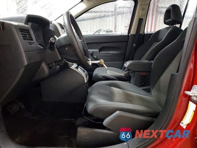 Zdjęcie 7 z 14 samochodu: 2008 JEEP COMPASS SPORT VIN:1J8FF47W28D677753 - miniatura