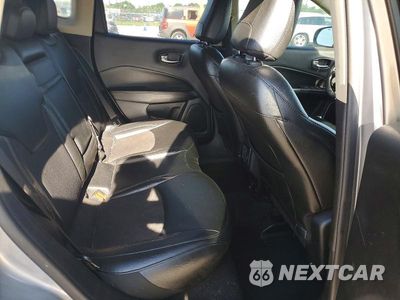 Zdjęcie 11 z 13 samochodu: 2020 JEEP COMPASS LATITUDE VIN:3C4NJCBB4LT102038 - miniatura