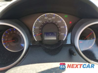 Zdjęcie 9 z 12 samochodu: 2012 HONDA FIT VIN:JHMGE8H3XCC000473 - miniatura