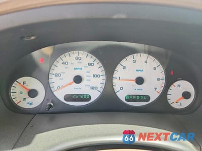 Zdjęcie 9 z 13 samochodu: 2001 DODGE GRAND CARAVAN SPORT VIN:2B4GP44361R391570 - miniatura