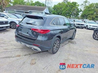 Czwarte zdjęcie samochodu z boku: 2024 MERCEDES-BENZ GLC 300 VIN:W1NKM4GB2RU042891 - miniatura