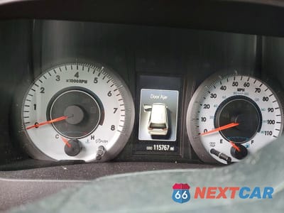 Zdjęcie 9 z 13 samochodu: 2018 TOYOTA SIENNA SE PREMIUM 8-PASSENGER VIN:5TDXZ3DC1JS931101 - miniatura