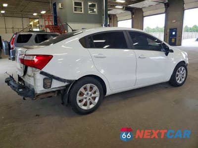 Trzecie zdjęcie samochodu z tyłu: 2017 KIA RIO LX VIN:KNADM4A38H6012828 - miniatura