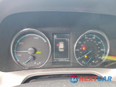 Zdjęcie 9 z 13 samochodu: 2016 TOYOTA RAV4 HV XLE VIN:JTMRJREV1GD042032 - miniatura
