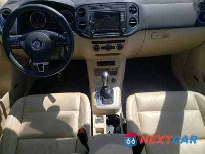 Zdjęcie 8 z 12 samochodu: 2016 VOLKSWAGEN TIGUAN S VIN:WVGBV7AX5GW017541 - miniatura