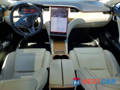 Zdjęcie 8 z 13 samochodu: 2019 TESLA MODEL S VIN:5YJSA1E27KF309166 - miniatura