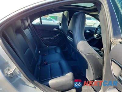 Zdjęcie 10 z 13 samochodu: 2015 MERCEDES-BENZ CLA 250 4MATIC VIN:WDDSJ4GB5FN180114 - miniatura