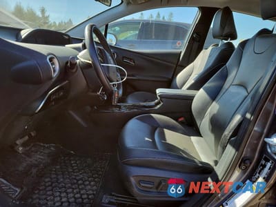 Zdjęcie 7 z 12 samochodu: 2021 TOYOTA PRIUS PRIME LE VIN:JTDKAMFP5M3164656 - miniatura