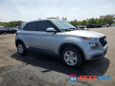 Czwarte zdjęcie samochodu z boku: 2020 HYUNDAI VENUE SE VIN:KMHRB8A38LU033247 - miniatura