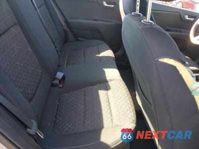 Zdjęcie 10 z 13 samochodu: 2023 KIA RIO LX VIN:3KPA24AD8PE629031 - miniatura