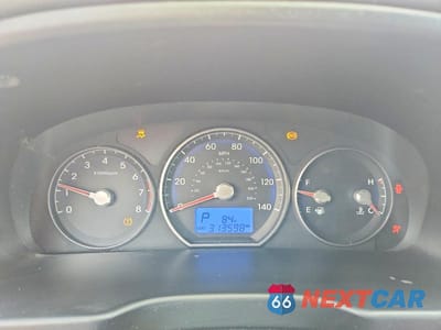 Zdjęcie 9 z 13 samochodu: 2010 HYUNDAI SANTA FE GLS VIN:5NMSG3AB7AH347722 - miniatura