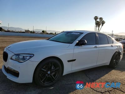 2013 BMW 740 I WBAYA6C50DC995312 - główne zdjęcie licytacji z USA - miniatura