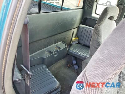 Zdjęcie 10 z 13 samochodu: 1996 CHEVROLET S TRUCK S10 VIN:1GCCS1947TK181089 - miniatura