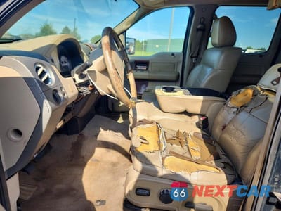 Zdjęcie 7 z 12 samochodu: 2005 FORD F150 SUPERCREW VIN:1FTPW12555FA67032 - miniatura