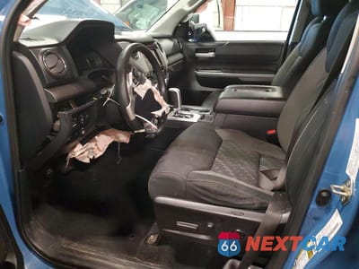 Zdjęcie 7 z 13 samochodu: 2019 TOYOTA TUNDRA SR VIN:5TFUY5F18KX807562 - miniatura