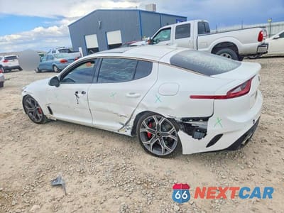 Drugie zdjęcie samochodu z przodu: 2019 KIA STINGER GT2 VIN:KNAE55LC6K6061604 - miniatura