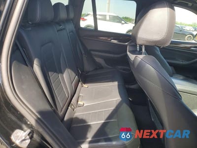 Zdjęcie 11 z 13 samochodu: 2018 BMW X3 XDRIVE30I VIN:5UXTR9C5XJLD71098 - miniatura