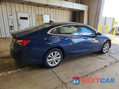 Trzecie zdjęcie samochodu z tyłu: 2020 CHEVROLET MALIBU LT VIN:1G1ZD5ST2LF099589 - miniatura