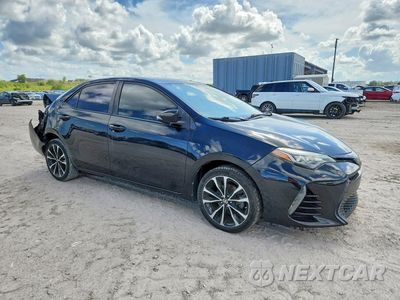 Czwarte zdjęcie samochodu z boku: 2018 TOYOTA COROLLA SE VIN:5YFBURHE5JP792445 - miniatura