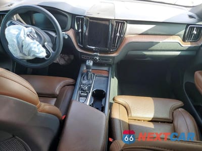 Zdjęcie 8 z 12 samochodu: 2021 VOLVO XC60 T5 INSCRIPTION VIN:YV4102DLXM1856696 - miniatura