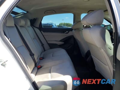 Zdjęcie 10 z 13 samochodu: 2020 HONDA ACCORD LX VIN:1HGCV1F1XLA150251 - miniatura