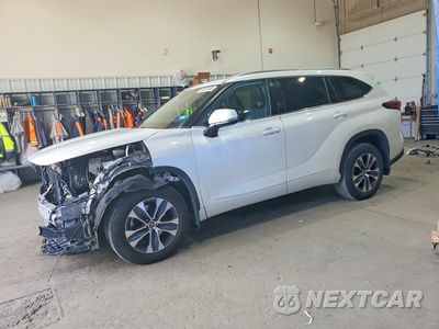 2021 TOYOTA HIGHLANDER XLE 5TDHZRBH3MS062415 - główne zdjęcie licytacji z USA - miniatura