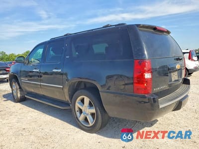Drugie zdjęcie samochodu z przodu: 2014 CHEVROLET SUBURBAN C1500 LTZ VIN:1GNSCKE08ER149089 - miniatura