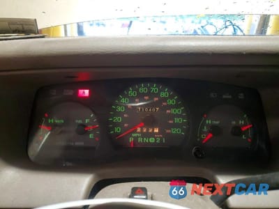 Zdjęcie 9 z 12 samochodu: 2000 MERCURY GRAND MARQUIS GS VIN:2MEFM74W3YX619127 - miniatura