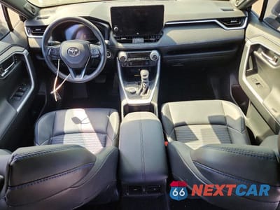 Zdjęcie 8 z 13 samochodu: 2024 TOYOTA RAV4 XSE VIN:JTME6RFV6RD549994 - miniatura