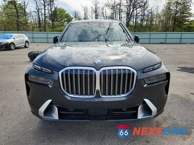 Piąte zdjęcie samochodu w środku: 2025 BMW X7 XDRIVE40I VIN:5UX23EM09S9Z32573 - miniatura