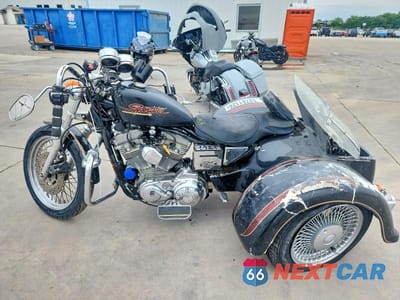 Trzecie zdjęcie samochodu z tyłu: 1997 HARLEY-DAVIDSON XL883 HUGGER VIN:1HD4CEM16VY216354 - miniatura