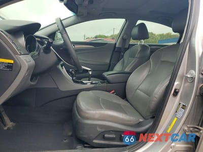 Zdjęcie 7 z 12 samochodu: 2012 HYUNDAI SONATA HYBRID VIN:KMHEC4A49CA046961 - miniatura