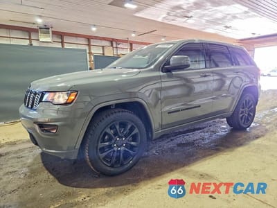 2022 JEEP GRAND CHEROKEE LAREDO E 1C4RJFAG5NC112933 - główne zdjęcie licytacji z USA - miniatura