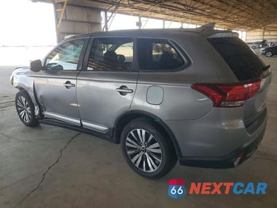 Drugie zdjęcie samochodu z przodu: 2019 MITSUBISHI OUTLANDER SE VIN:JA4AD3A36KZ042605 - miniatura