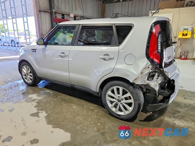 Drugie zdjęcie samochodu z przodu: 2017 KIA SOUL + VIN:KNDJP3A59H7485544 - miniatura