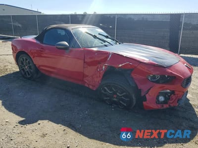 Czwarte zdjęcie samochodu z boku: 2018 FIAT 124 SPIDER CLASSICA VIN:JC1NFAEK1J0139895 - miniatura