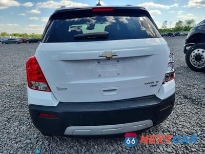 Zdjęcie 6 z 12 samochodu: 2016 CHEVROLET TRAX 1LT VIN:3GNCJPSB9GL255848 - miniatura